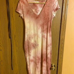 Elegant Tie-Dye Pink Dress